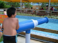 Игра пушки воды стеклоткани взрослых, подгонянное оборудование парка Aqua для курорта праздника